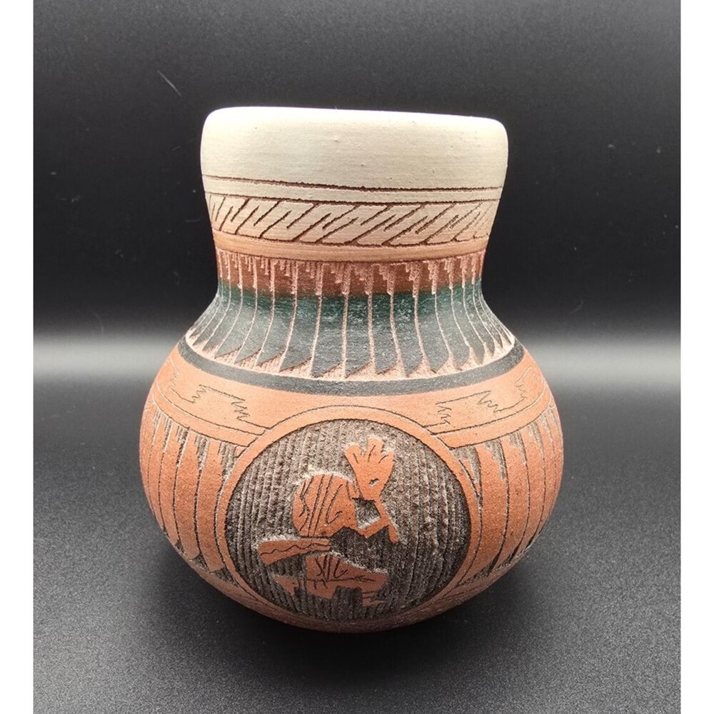 Mitchell Blackhawk Signed Kokopelli Motif Pottery Vase Native American Artist